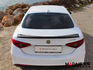 Alfa Romeo Giulia Trunk Spoiler - Carbon Fiber - Stile Italia